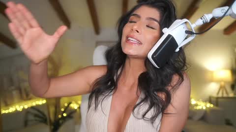 Andrea  online show from January 24, 9:37 pm