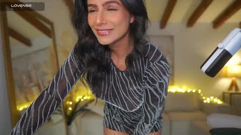 Andrea  online show from February 8, 8:10 pm