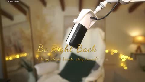 Andrea  online show from March 10, 3:20 pm