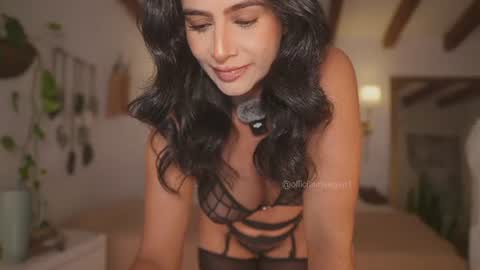 Andrea  online show from June 30, 3:35 pm