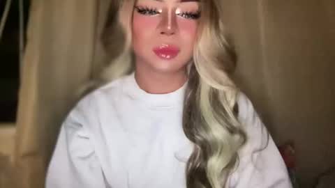 GODDESS OF ALL GODDESSES online show from September 25, 1:37 pm