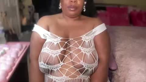 Southern Peach online show from March 31, 3:52 am