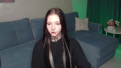 mefwhOre online show from December 17, 3:18 pm