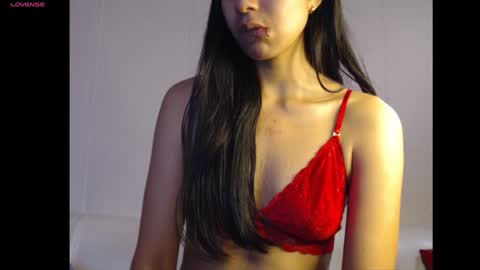 Snapshot of meg4nmiau chatting on January 13, 4:19 pm Meg4n Miauuuu online show from January 13, 4:19 pm