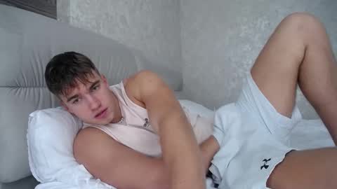 Max online show from October 9, 10:02 am