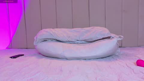 Megan  online show from April 11, 3:27 pm