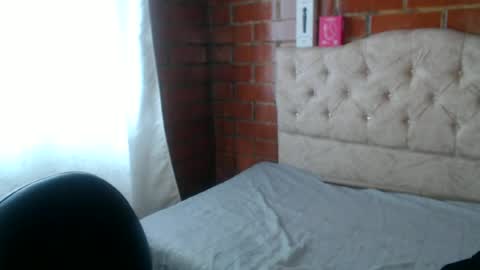 Megan and sophi online show from June 29, 8:42 pm