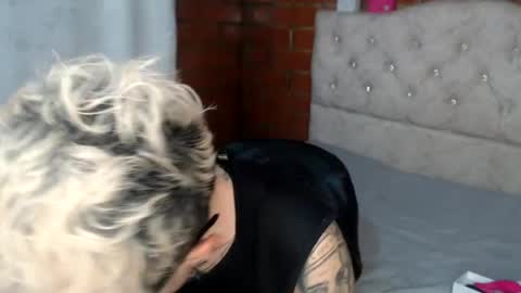 Megan and sophi online show from July 23, 1:58 am