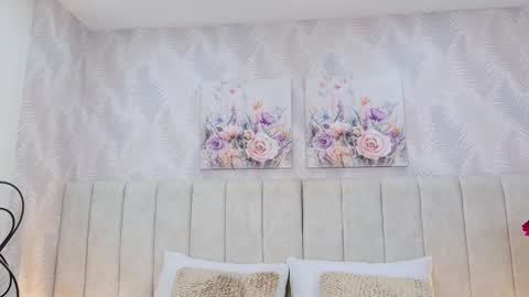 Carolina Paez online show from March 26, 12:11 pm