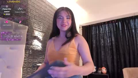     online show from February 27, 11:41 am