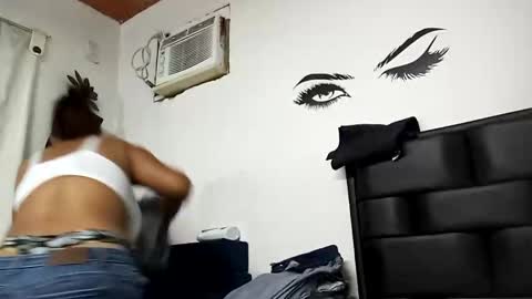 megan_greyxx online show from November 19, 1:27 am