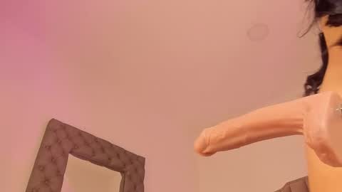   online show from December 2, 3:58 am