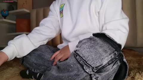     online show from January 16, 12:09 pm