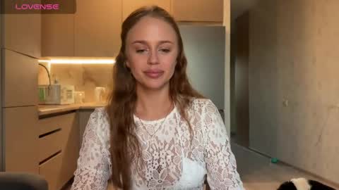 Snapshot of megan_nilson chatting on June 7, 5:38 pm Megan online show from June 7, 5:38 pm