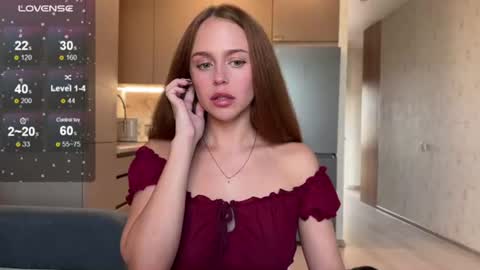Snapshot of megan_nilson chatting on June 25, 3:38 pm Megan online show from June 25, 3:38 pm