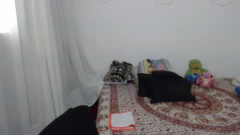 Snapshot of megan_shadow chatting on May 16, 7:34 pm Megan Shadow online show from May 16, 7:34 pm