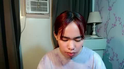 Snapshot of megan_younng chatting on June 21, 8:39 am MEGAN online show from June 21, 8:39 am