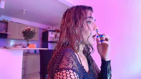 M E G A N   online show from February 15, 8:27 pm