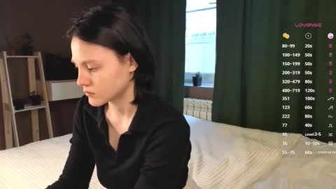 Michelle online show from October 27, 5:00 am