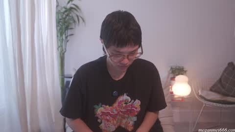 Snapshot of meganmei666 chatting on April 23, 4:53 pm for more 3 online show from April 23, 4:53 pm