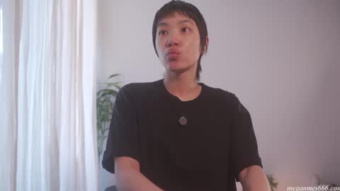 Snapshot of meganmei666 chatting on May 5, 5:43 pm for more 3 online show from May 5, 5:43 pm