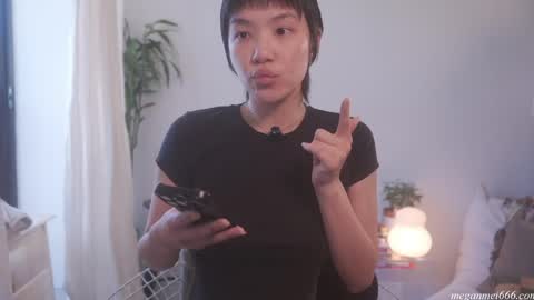 Snapshot of meganmei666 chatting on May 12, 6:27 pm for more 3 online show from May 12, 6:27 pm