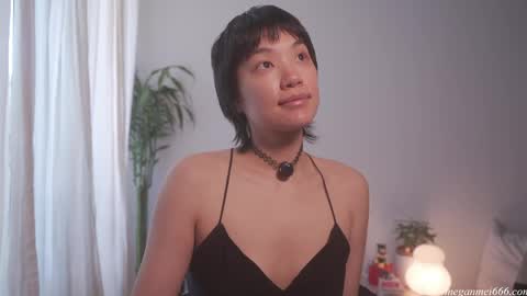 Snapshot of meganmei666 chatting on June 2, 6:21 pm for more 3 online show from June 2, 6:21 pm