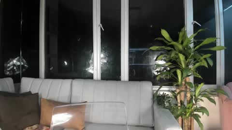 Mara online show from February 15, 10:00 am