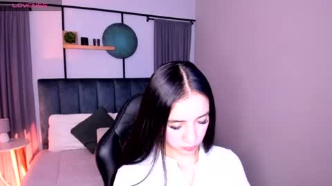 Snapshot of megann_blaze chatting on July 2, 4:24 pm Megan online show from July 2, 4:24 pm