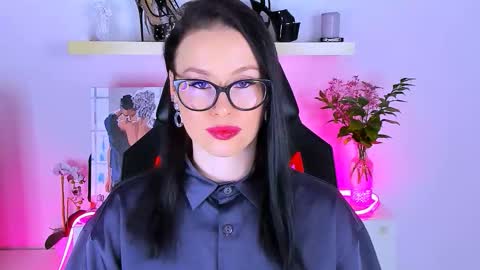 Snapshot of meganstones chatting on March 4, 5:30 pm Megan online show from March 4, 5:30 pm