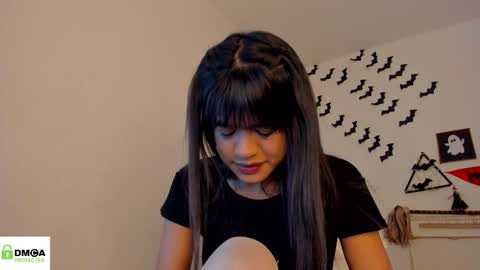 Snapshot of meganthompsonn chatting on October 26, 5:30 pm Megan online show from October 26, 5:30 pm