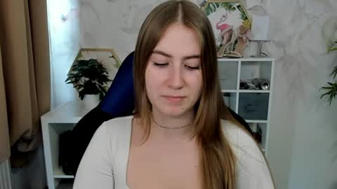 Snapshot of meganx_candy chatting on July 21, 12:29 pm Megan online show from July 21, 12:29 pm