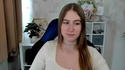 Snapshot of meganx_candy chatting on July 28, 12:48 pm Megan online show from July 28, 12:48 pm