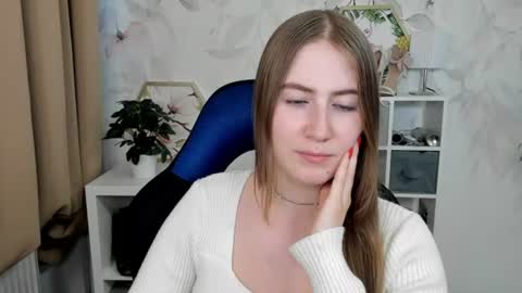 Snapshot of meganx_candy chatting on July 28, 6:31 pm Megan online show from July 28, 6:31 pm