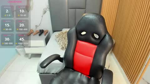 M E G A N  online show from January 31, 9:02 pm