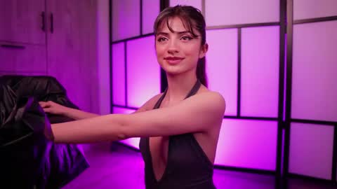 Snapshot of megga_bluee chatting on May 8, 11:43 pm megga_bluee online show from May 8, 11:43 pm