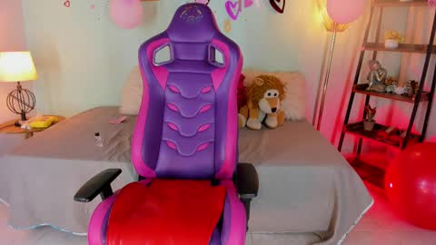 Meggan online show from February 27, 1:16 am