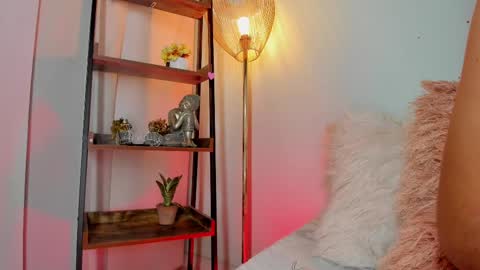 Meggan online show from March 6, 3:02 am