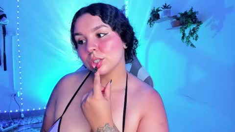   online show from November 18, 11:37 pm