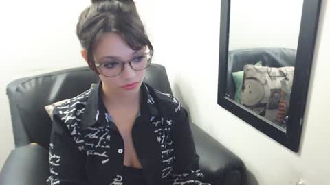 Snapshot of meghan_cherrys chatting on January 15, 2:49 am meghan online show from January 15, 2:49 am