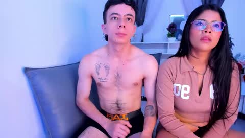 Snapshot of meghan_loghan chatting on February 21, 11:55 am Megan and logan online show from February 21, 11:55 am