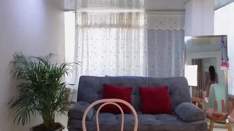 Snapshot of mei_naughtycat chatting on March 7, 7:49 pm Mei online show from March 7, 7:49 pm