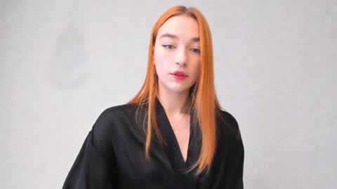 mel__lisa online show from May 1, 11:53 pm