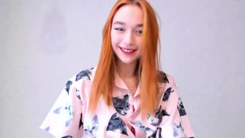mel__lisa online show from May 3, 12:05 am