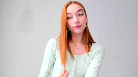 mel__lisa online show from May 6, 12:52 am