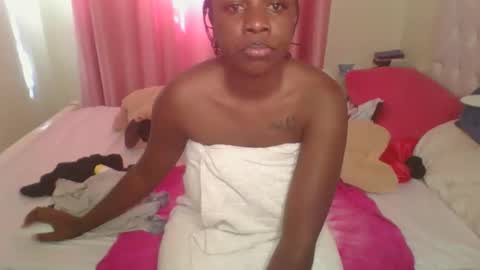 pretty online show from January 14, 7:25 am