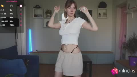 MELANIE  PVT ONLY 60TK PER MIN online show from June 19, 3:49 pm