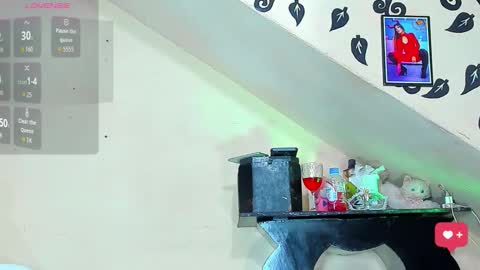 mel_rousse online show from February 17, 2:52 am