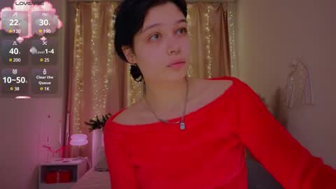 Snapshot of melan1e_ chatting on December 25, 10:37 pm mel online show from December 25, 10:37 pm