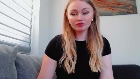 Melania online show from May 24, 4:45 pm
